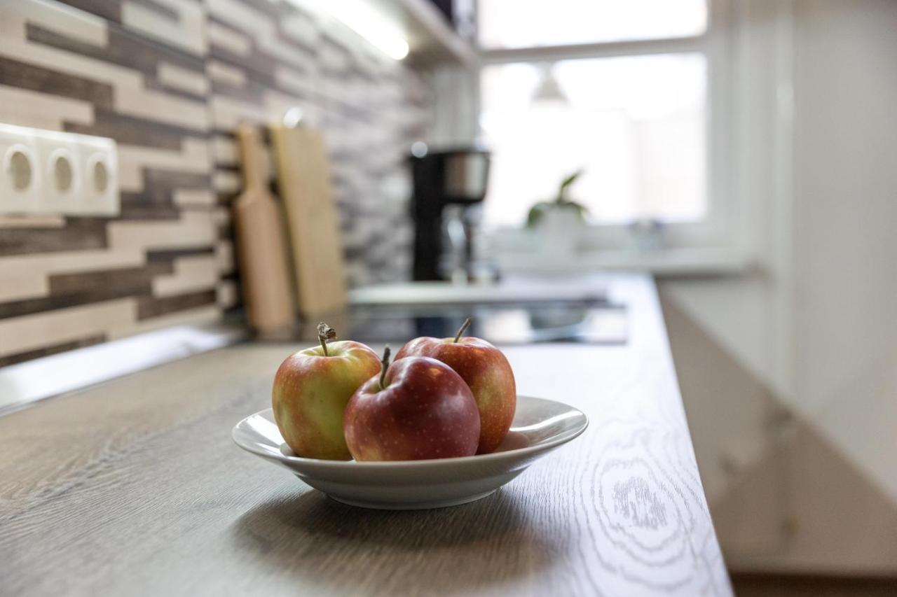 Sflower Apartman Eger Extérieur photo