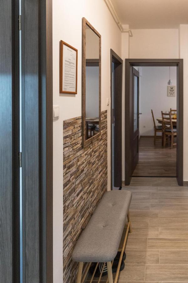 Sflower Apartman Eger Extérieur photo